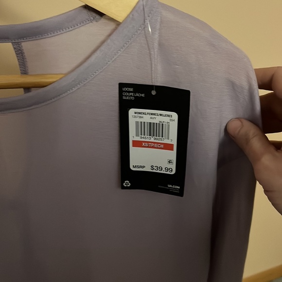 Women’s XS long sleeve loose fit shirt - Picture 3 of 3